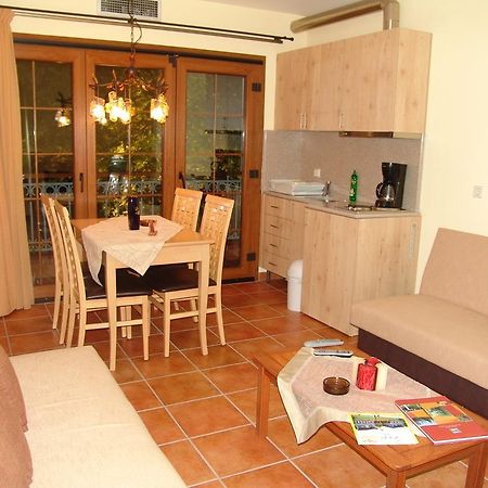 Safetis Stories Apartment Dion ภายนอก รูปภาพ